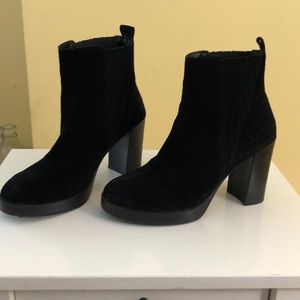 Aldo platform boots size 8 1/2